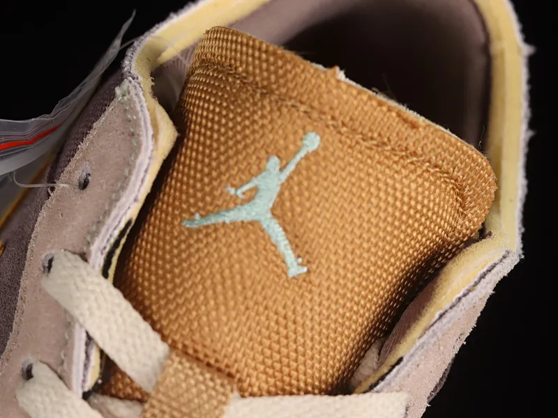 All categories Air Jordan Jordan series basketball shoes Air Jordan 1 Low Z version Air Jordan 1 Low "Taupe Hazet" AJ1 Joe 1 meter purple orange retro culture and leisure sports sneakers DN1635-200